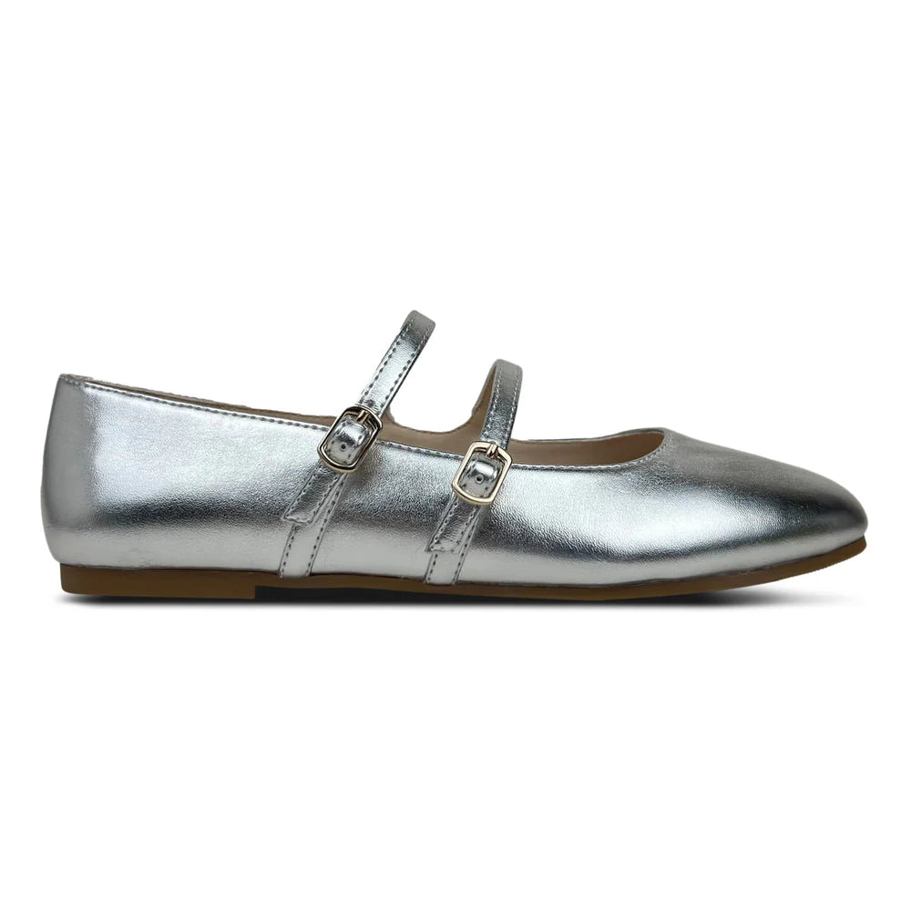 Miss Mary Flat